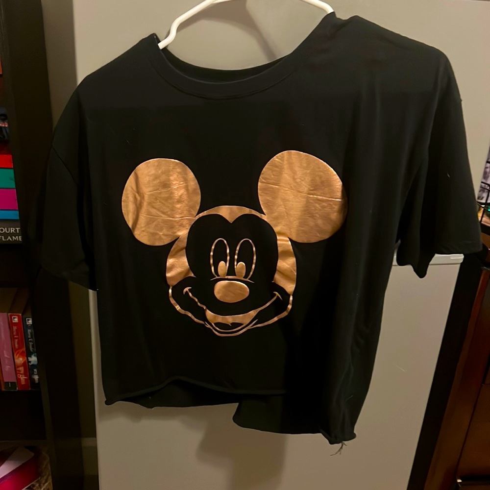 Disney mickey mouse crop